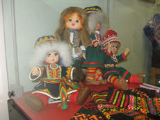 Куклы в саамских нарядах
